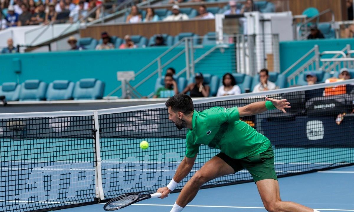 易游体育-德约科维奇关键节点问鼎冠军，MAD带队取胜！的简单介绍